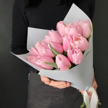 15 розовых тюльпанов «Мечтатель»