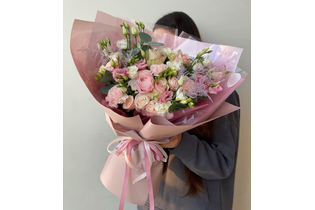 Миксбукет из роз и эустома  Мечта о Париже