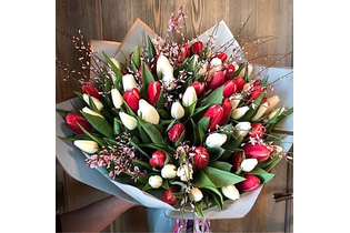 Букет  из тюльпанов  Морозная фантазия